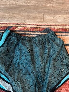 Nike Women's Teal Black Patterned Athletic Shorts